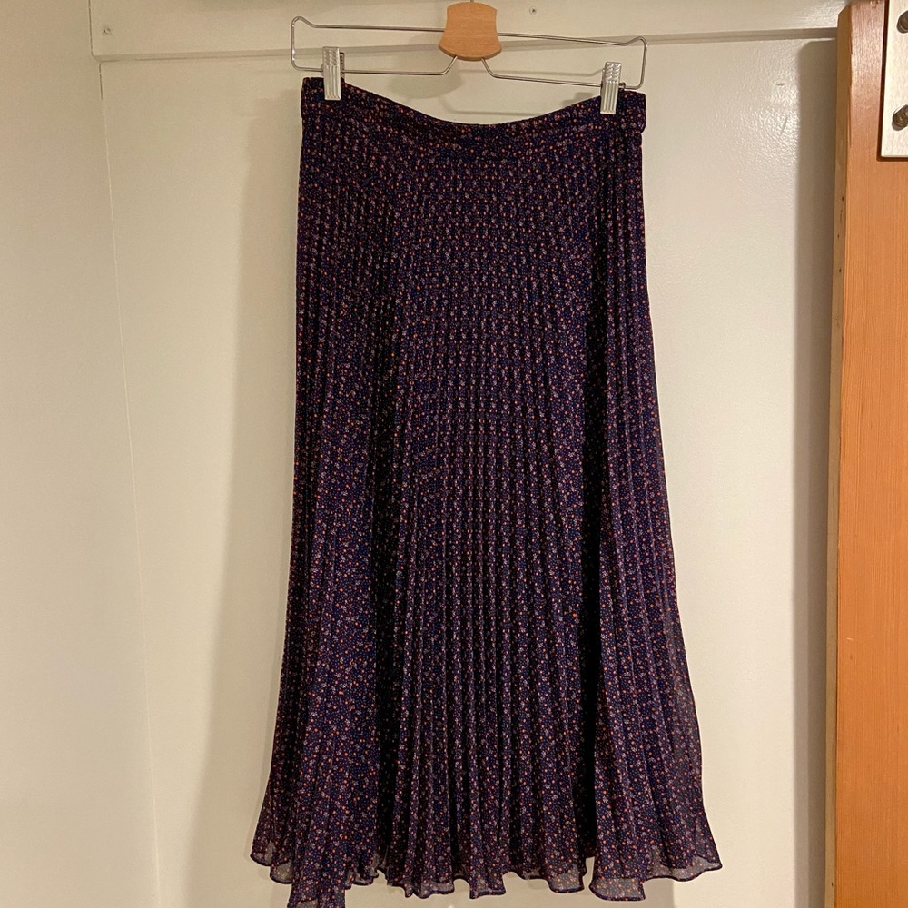 & Other Stories Pleated skirt